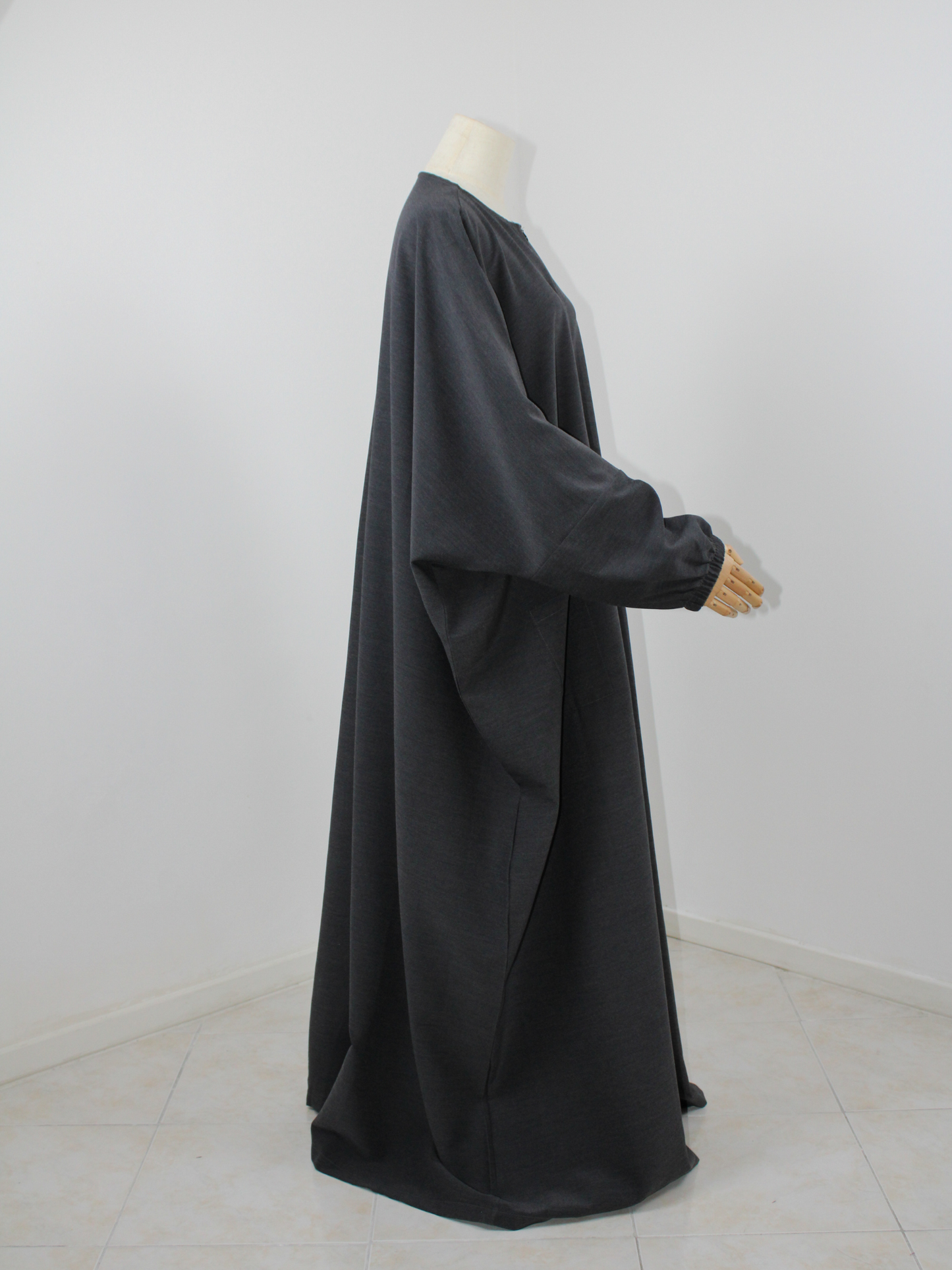 Abaya Qamar